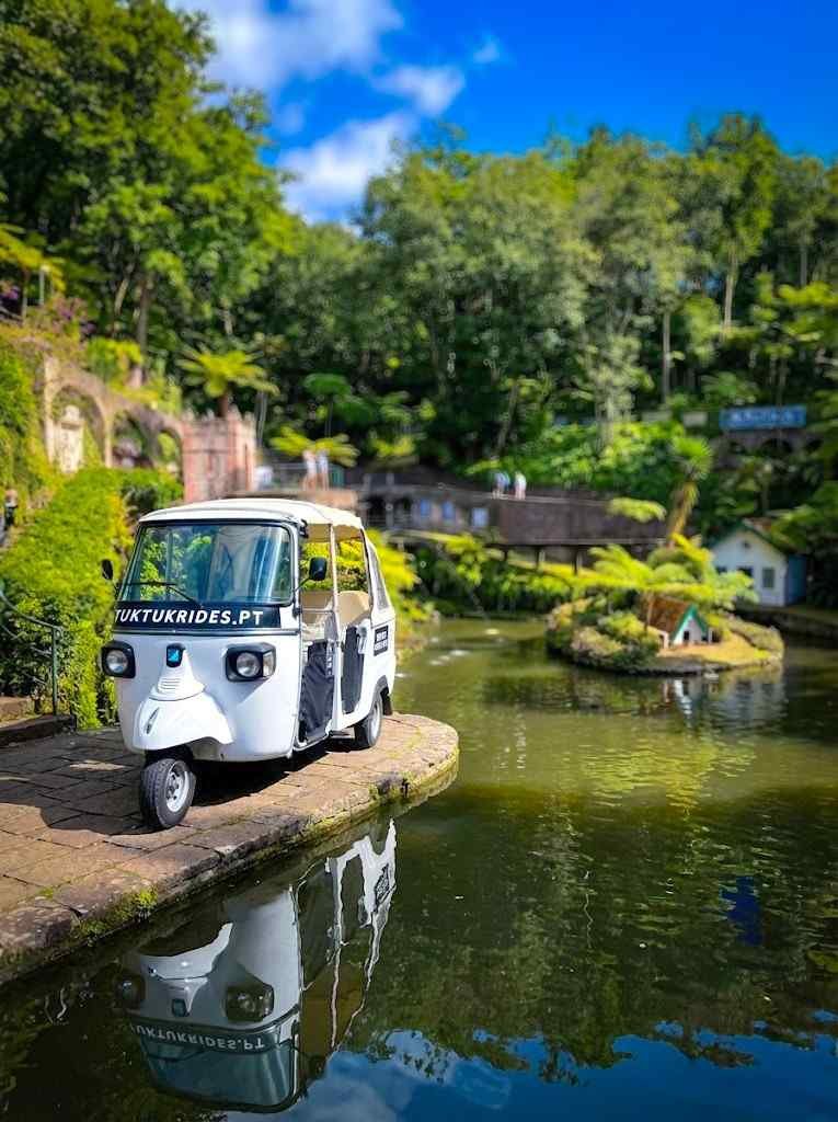 Botanical Gardens Tour