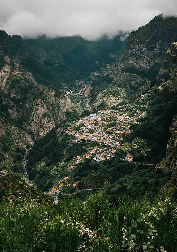 Nuns Valley (Curral das Freiras)