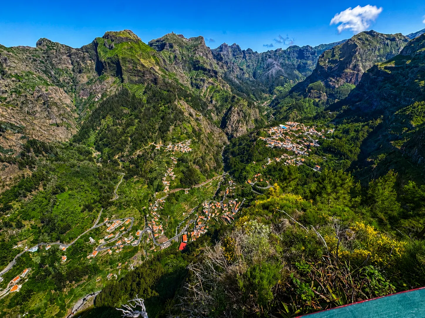 Passeio ao Curral das Freiras Tuk Tuk tour in Madeira